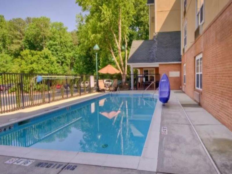 Towneplace Suites Raleigh Cary/Weston Parkway Esterno foto