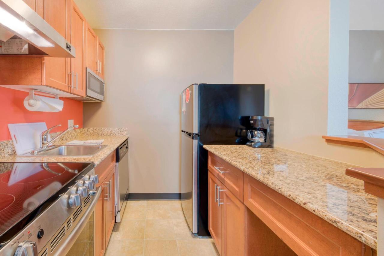 Towneplace Suites Raleigh Cary/Weston Parkway Esterno foto