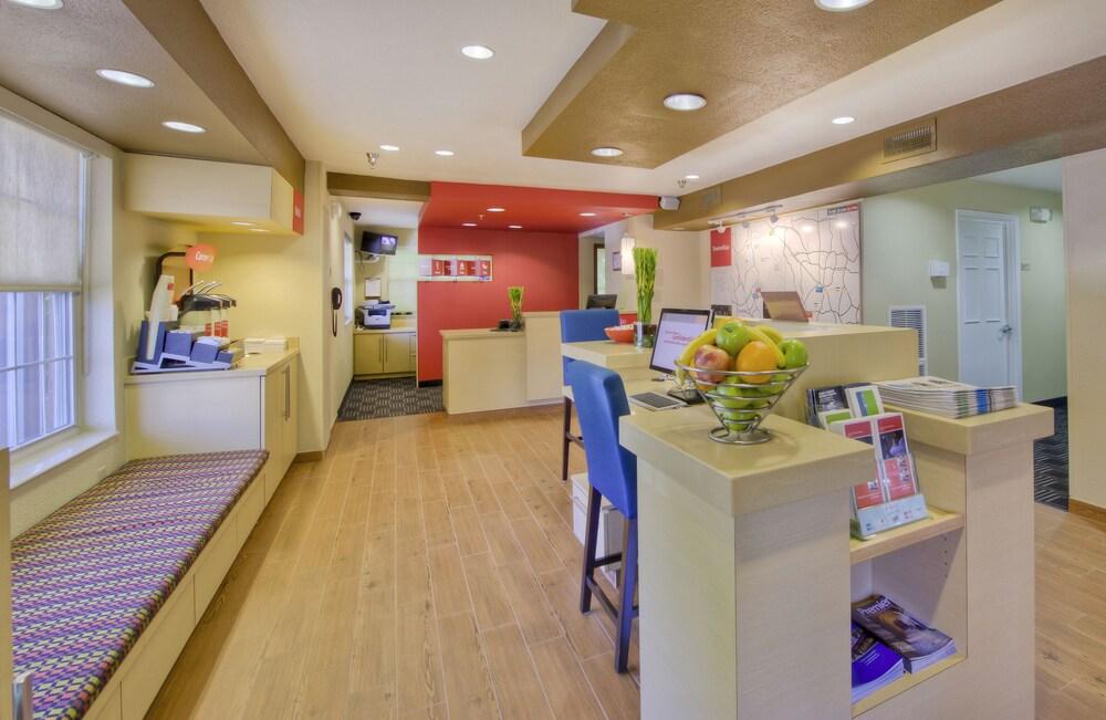 Towneplace Suites Raleigh Cary/Weston Parkway Esterno foto