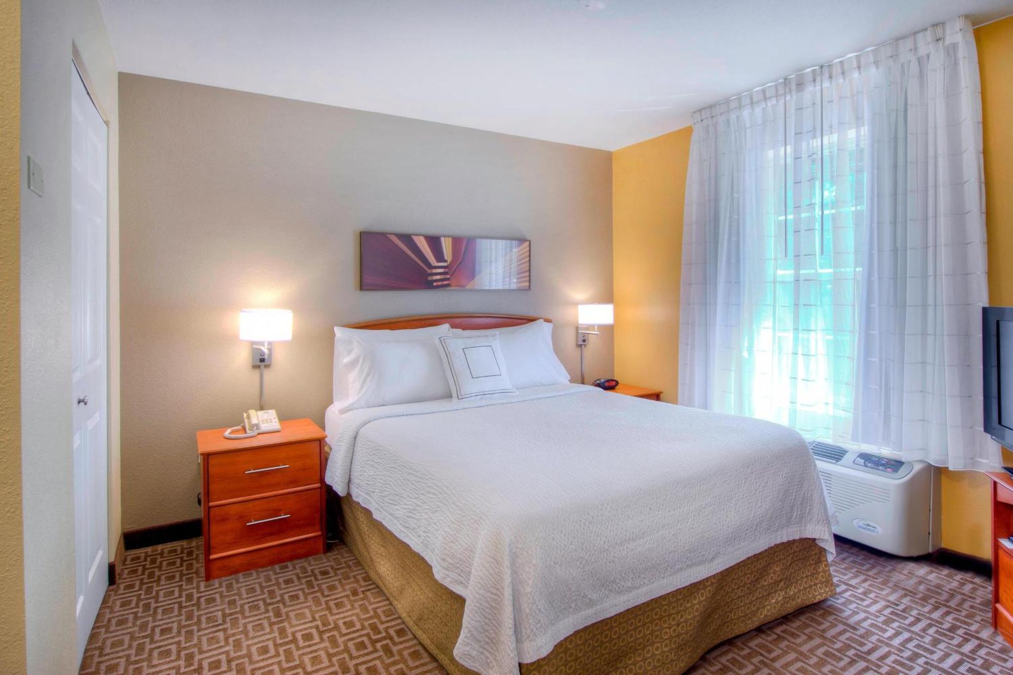 Towneplace Suites Raleigh Cary/Weston Parkway Esterno foto