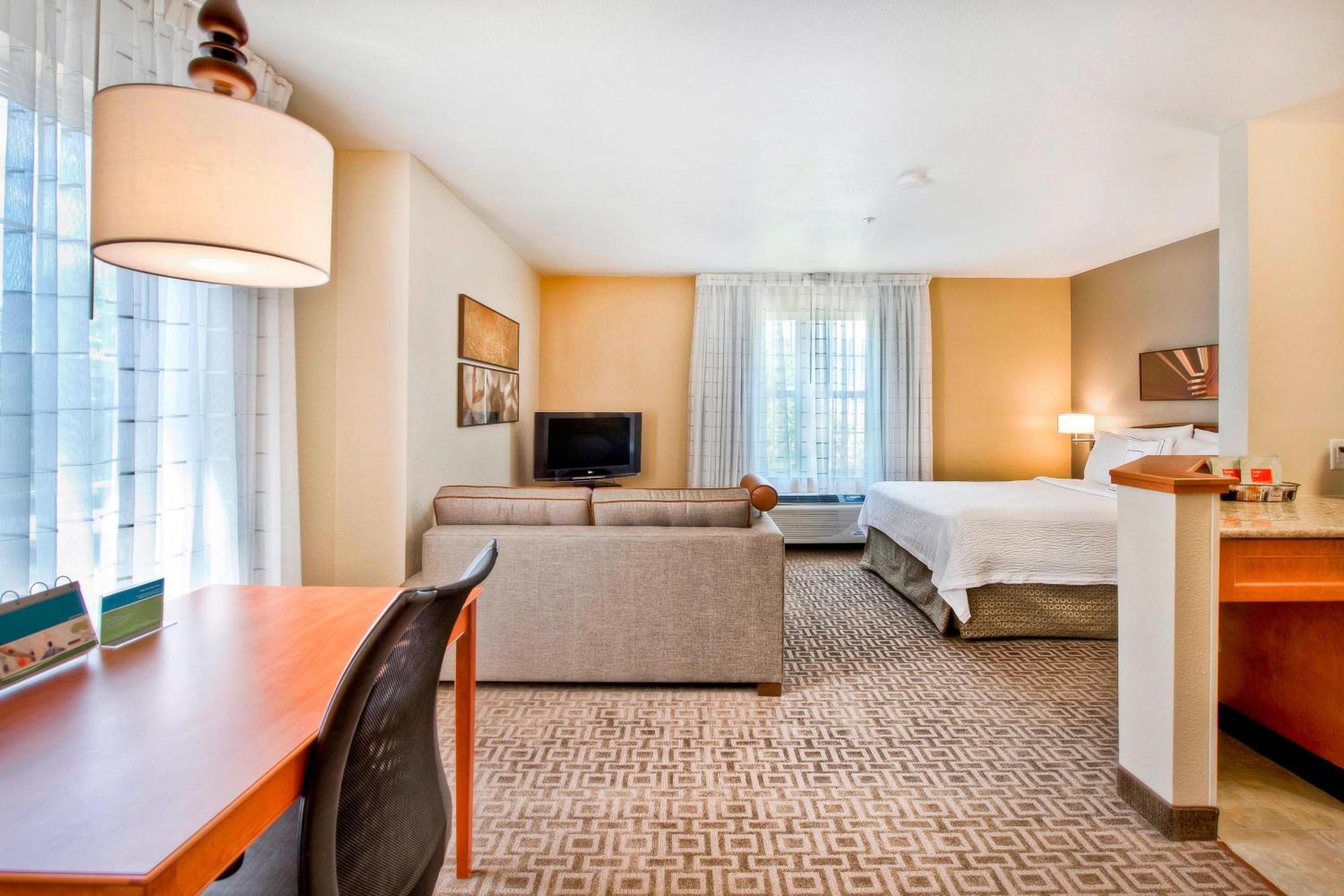 Towneplace Suites Raleigh Cary/Weston Parkway Esterno foto